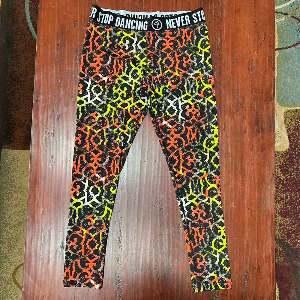Zumba Never Stop Dancing Black Orange Yellow Leggings Size L